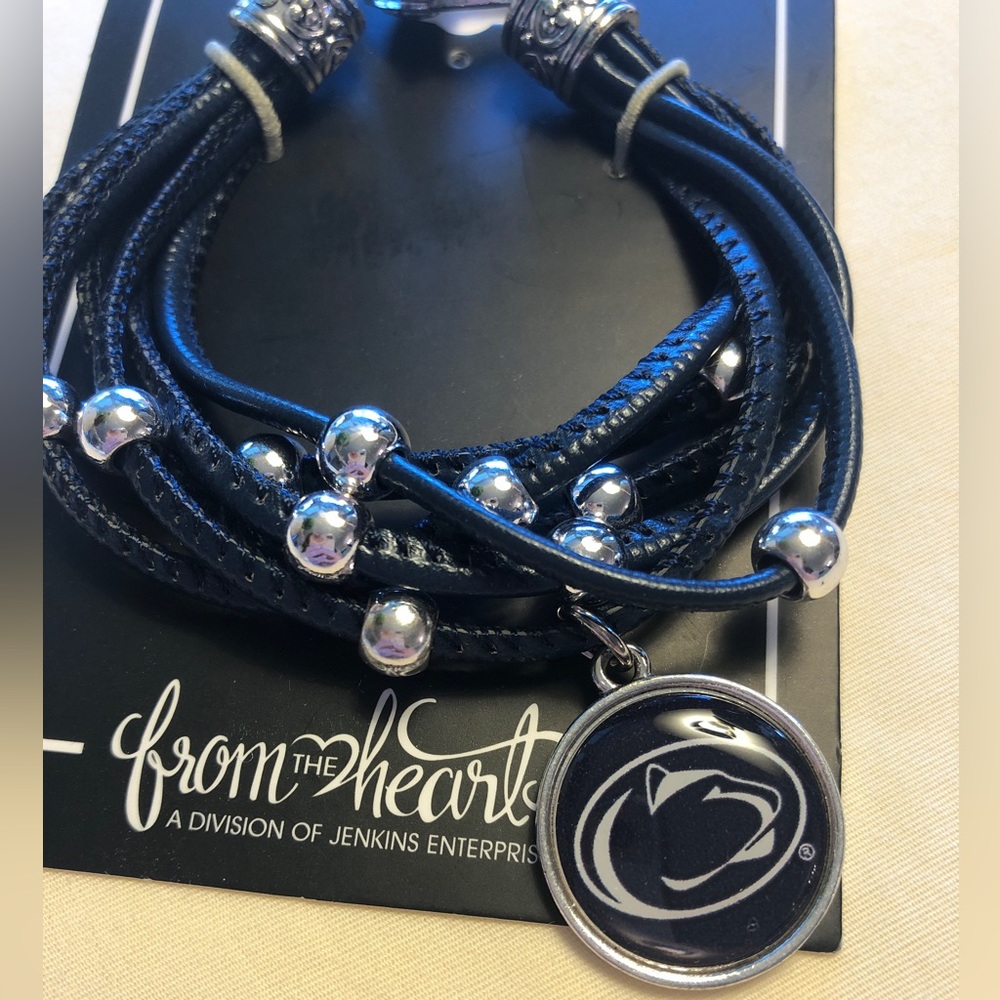 Penn State navy blue bracelet w. Nittany Lion charm and silver accents